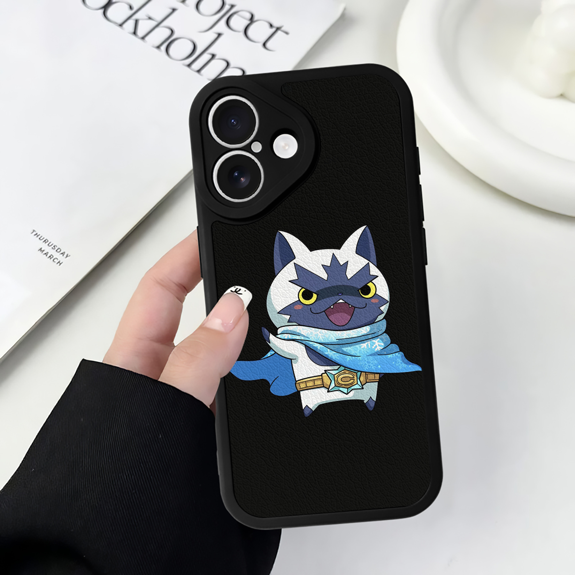 （画像用） 妖怪ウォッチ Yo-kai Watch 【iPhone 16シリーズ対応】シリコンスマホケース（レザー調） 材質：シリコン